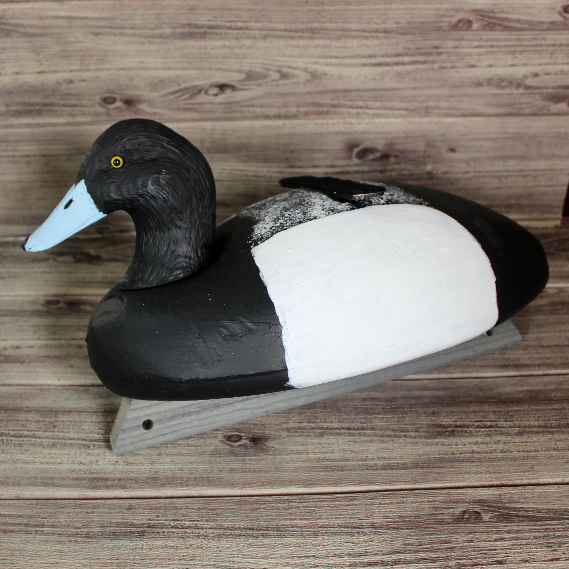 Bluebill Drake Action Decoy | RealDuck